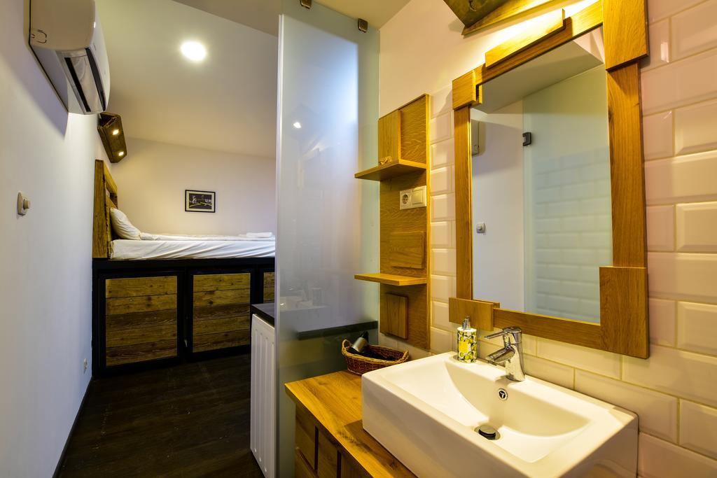 The Iguana-wooden Apartment Budapest