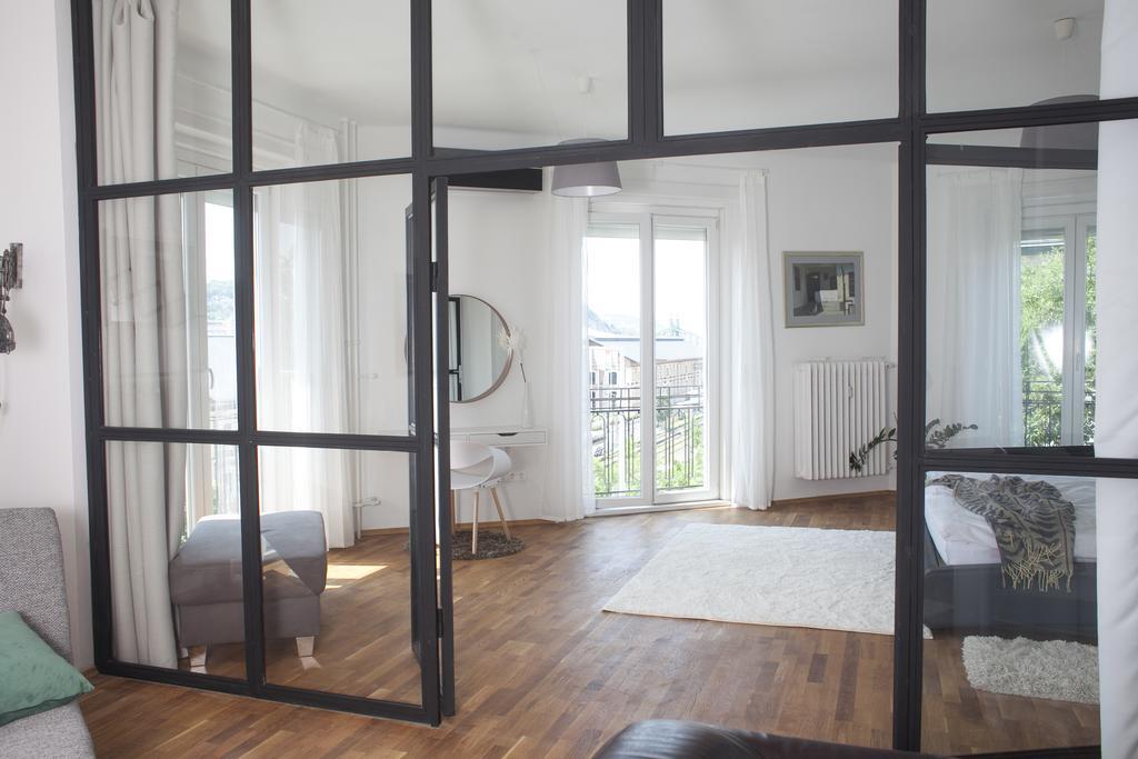 Riverside Panorama Apartment *