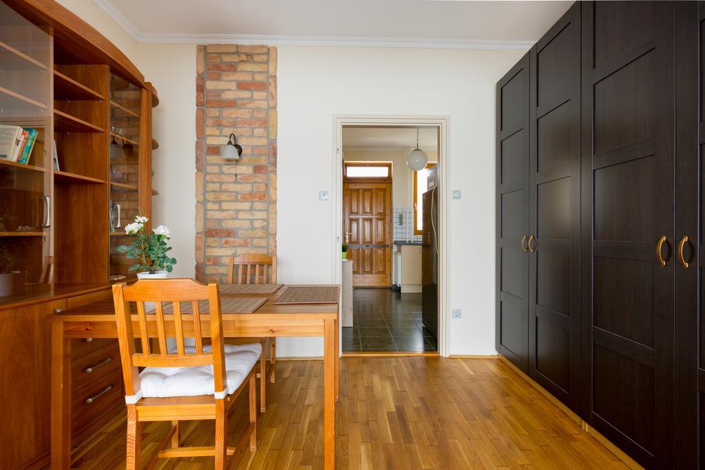 East Station - Baross 1 & 2 Apartmán Budapest