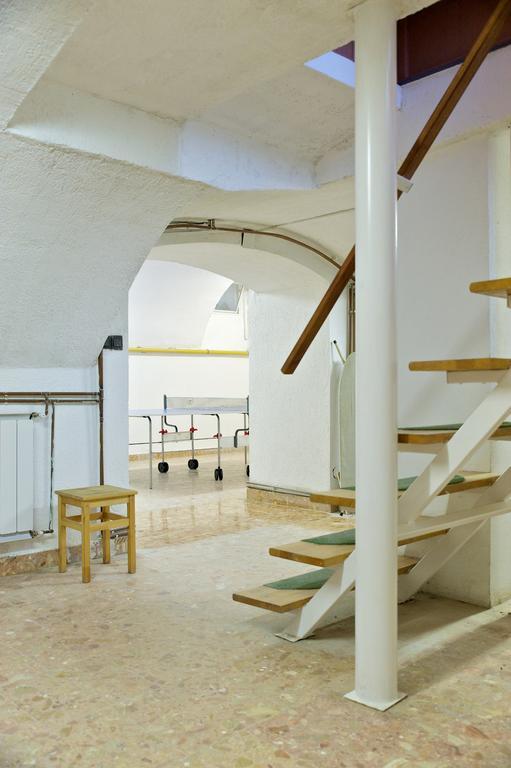 Appartamento Unique Ping-pong Family Duplex In The Heart Of City