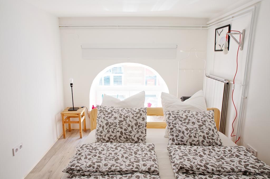 Unique Ping-pong Family Duplex In The Heart Of City Appartamento Budapest