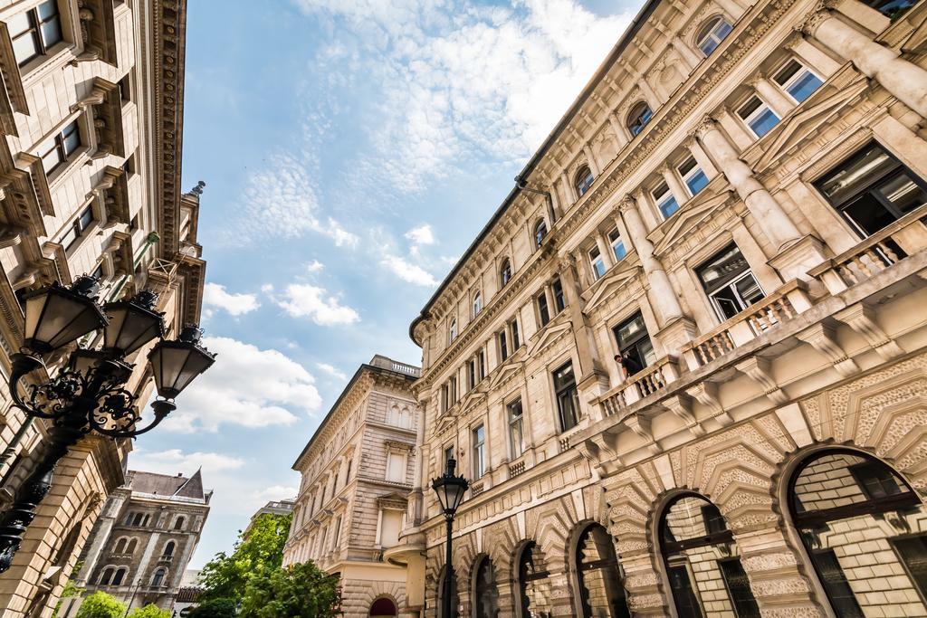 Bpr Opera Lux Treasure Budapest