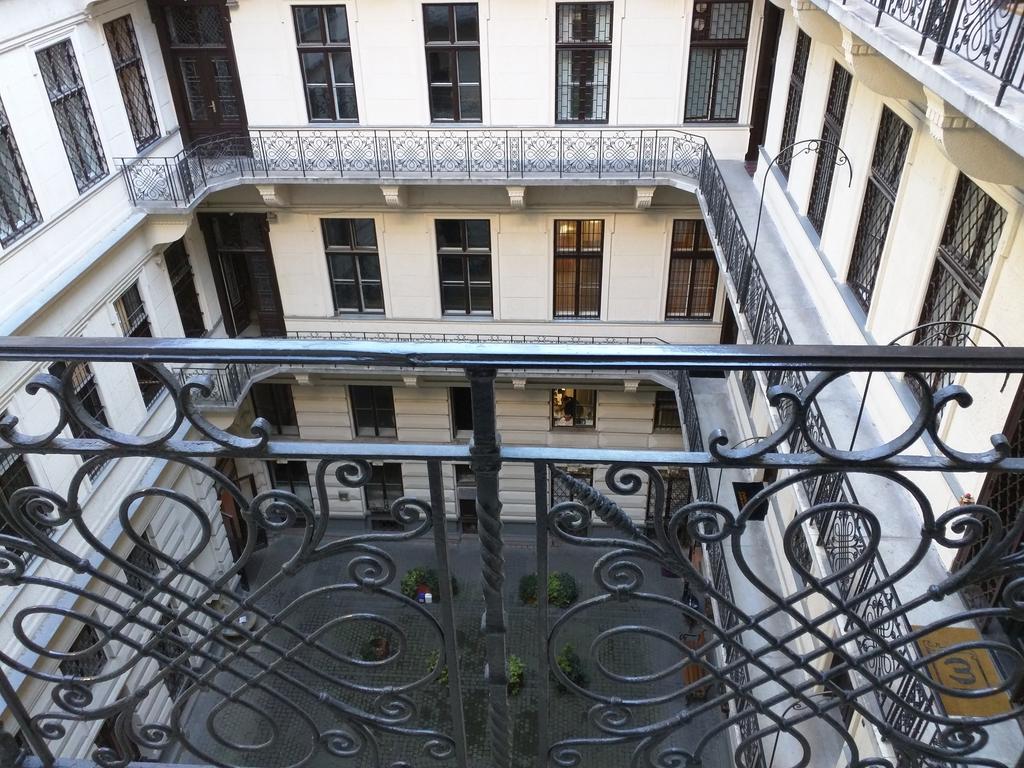 Beatles Apartman * Budapest