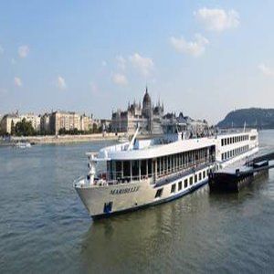 Onriver Hotels - Ms Cezanne
