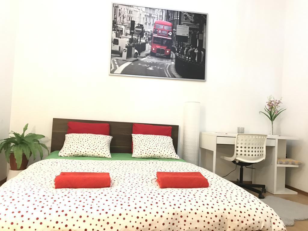Aldi Astoria Apartamento