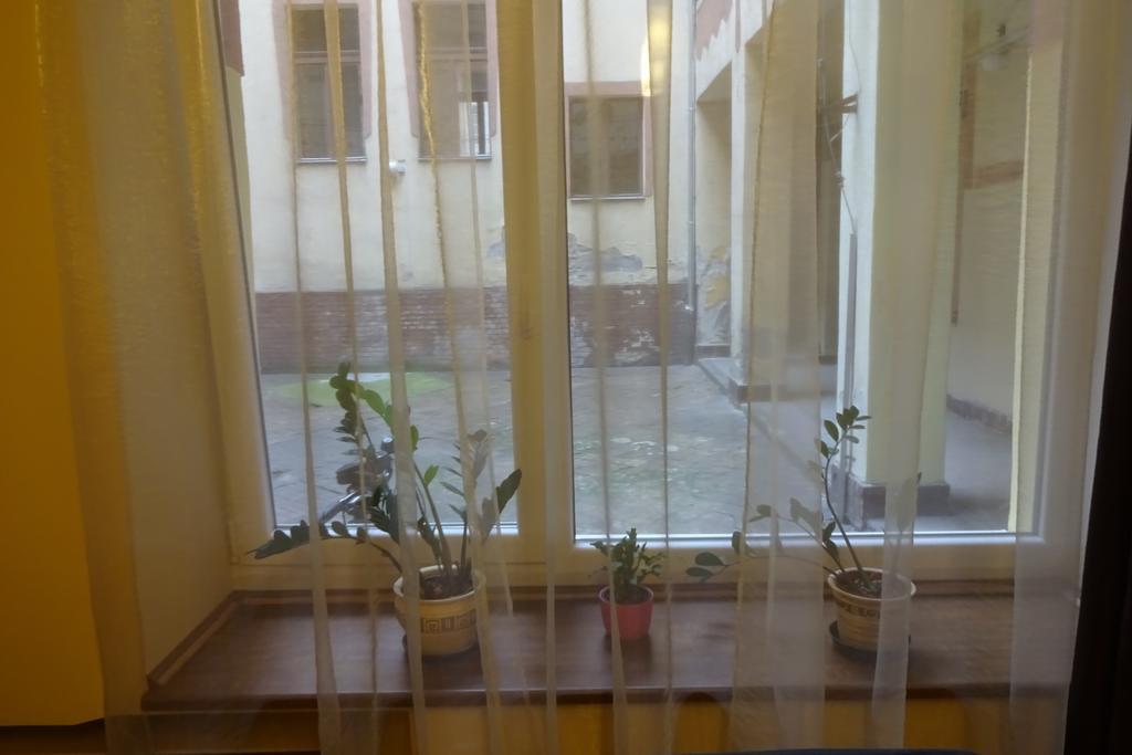 Dombovari Way Apartman Appartement *