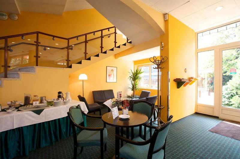 Ibis Citysouth Hotel 3*