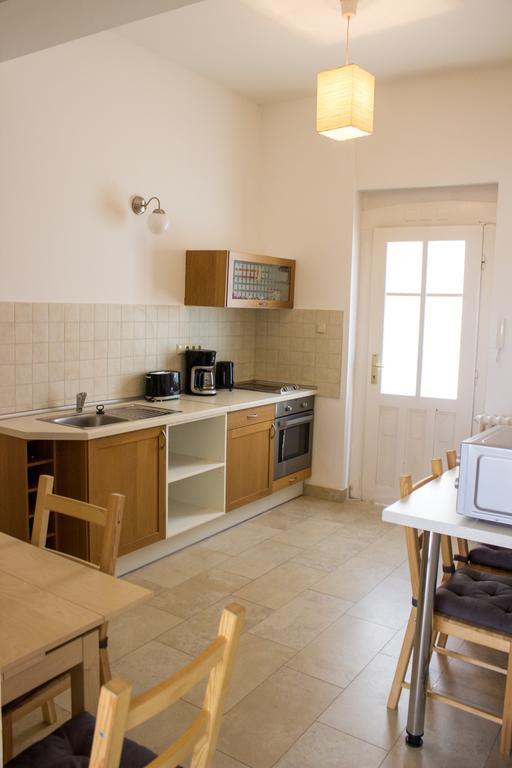 Apartman At Parliament
