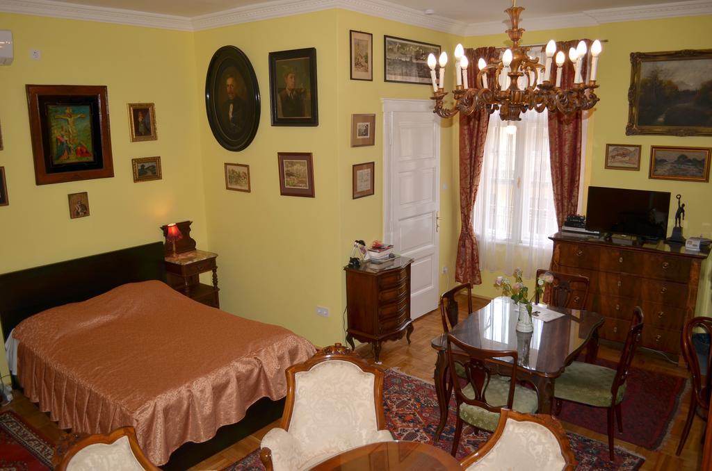 Apartment Market Vamhaz Koerut *
