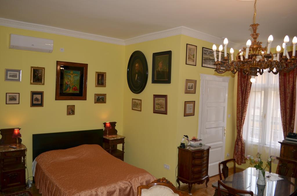 Market Vamhaz Koerut Apartment *