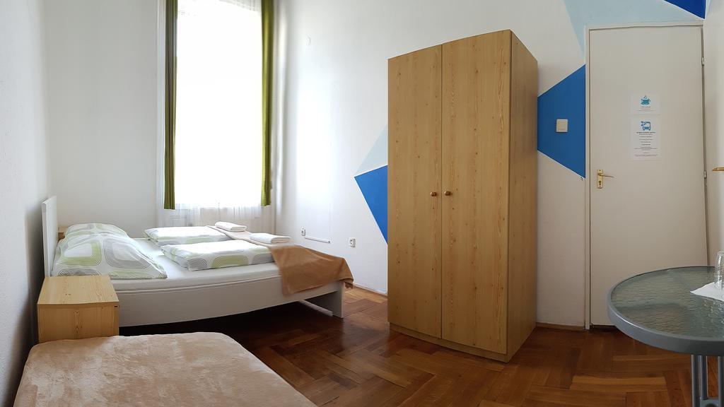 Westend Minihotel Gasthuis 3*