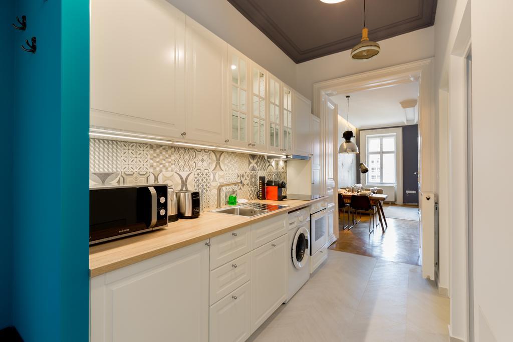 Designer Dream In The Absolute Center *