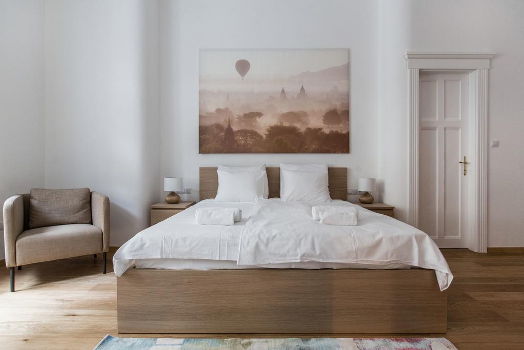 Basilica Dream In The Absolute Center * Budapest