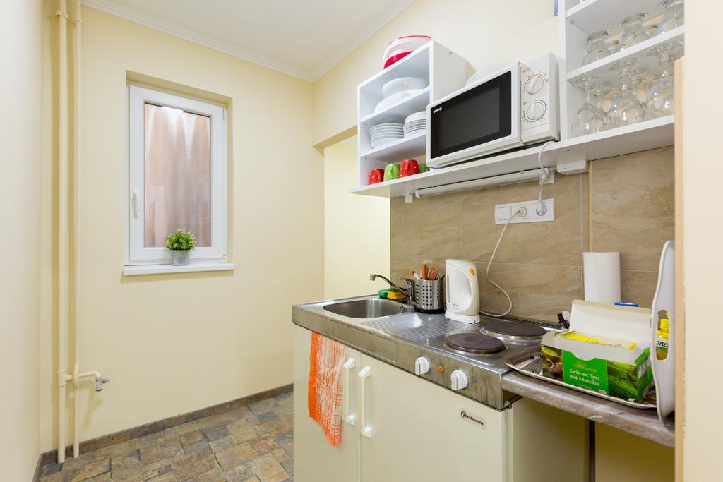 Apartment Seasons Design