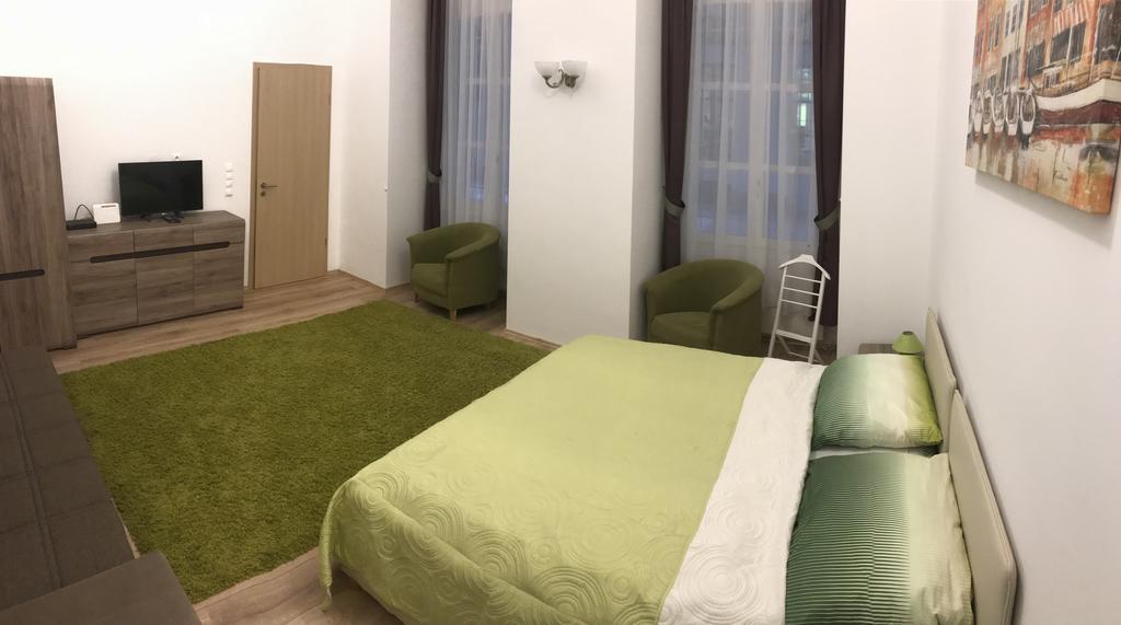 Hotel Leonardo Boutique M-square 4*