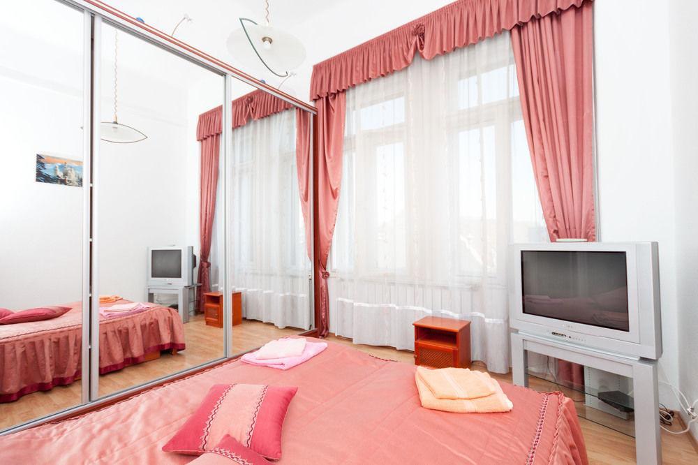 Like - Center - Style Budapest