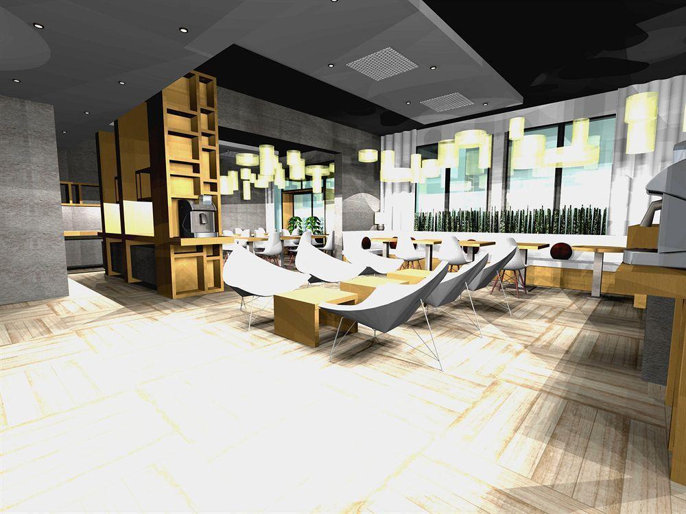 Roombach Center Hotel