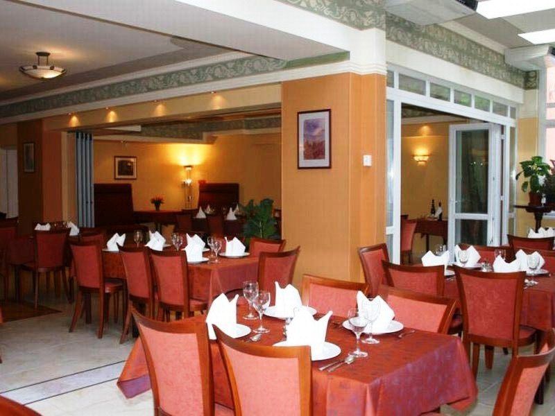 Alfa Art Hotel