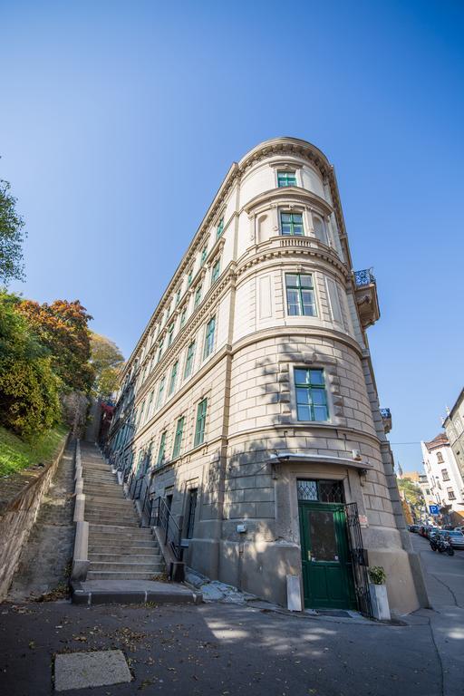 Sous Le Chateau Appartamento Budapest