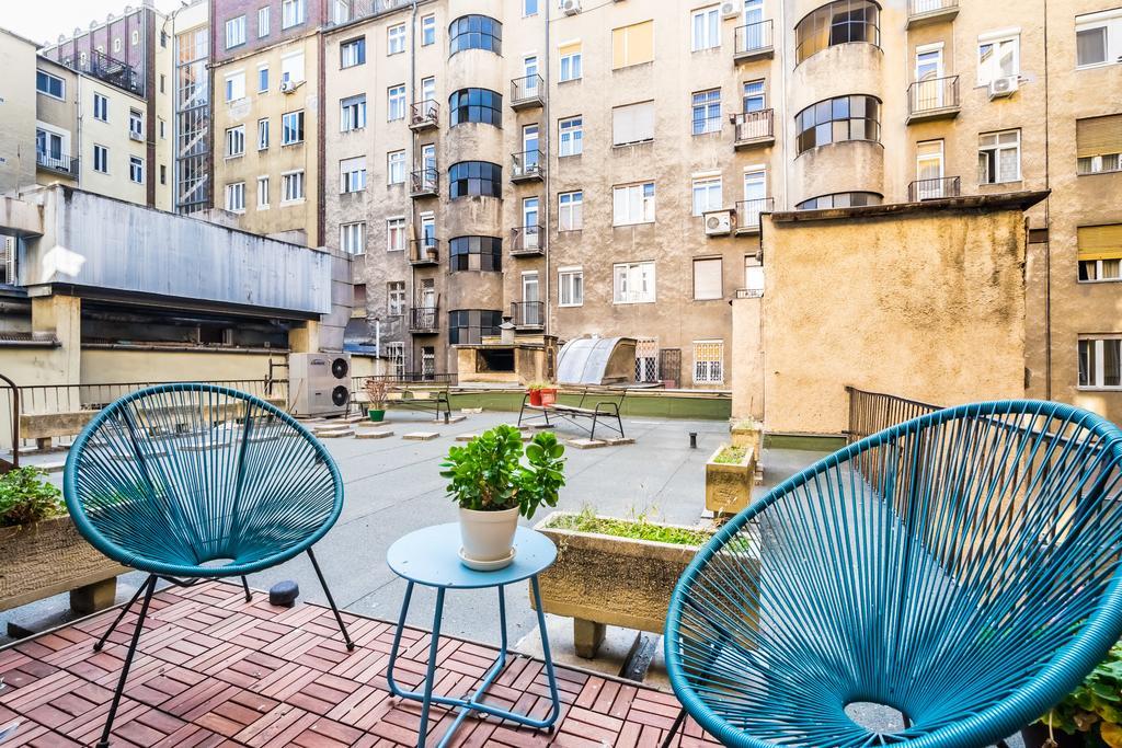 Bpr Charming Design With Balcony, A/c * Budapest