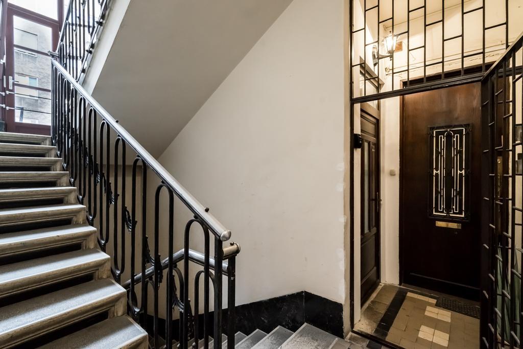 Apartamento Bpr Charming Design With Balcony, A/c Budapest