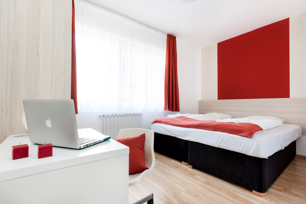 Apartahotel Corvin Plaza Apartamentos&suites
