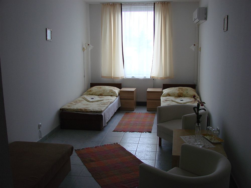 Timon Hotel 3*