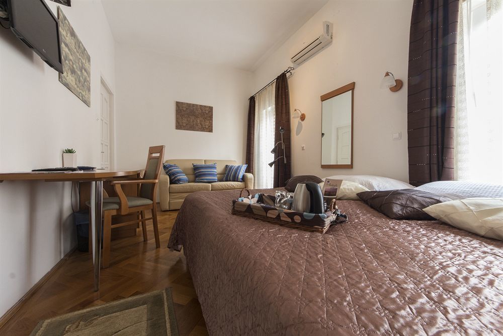 Butterfly Danube Bed & Breakfast