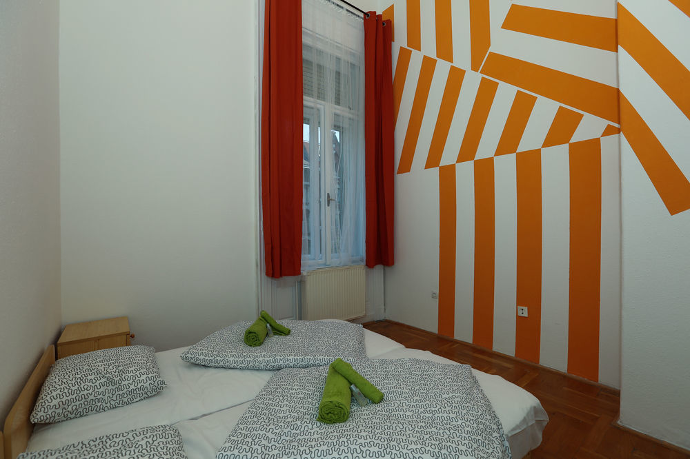 Westend Minihotel Gasthuis 3*