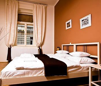 Budapest Rooms Bed And Breakfast Guest house 3*
