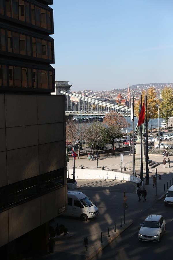 Supreme Center *
