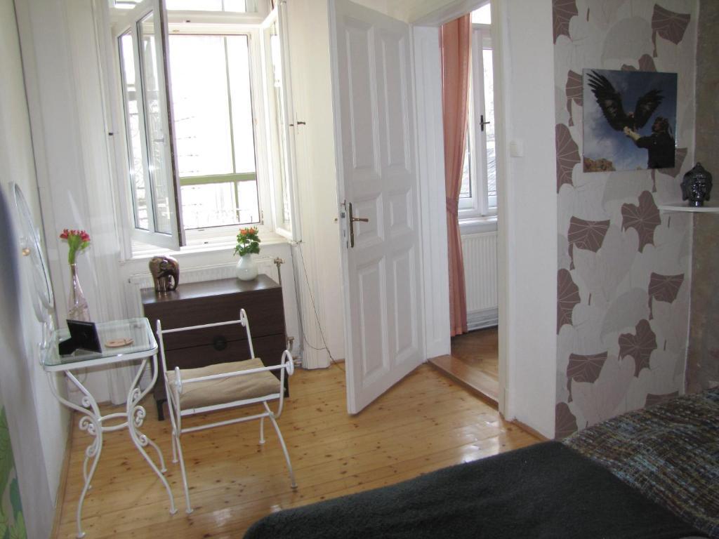Butterfly Danube Bed & Breakfast 3*