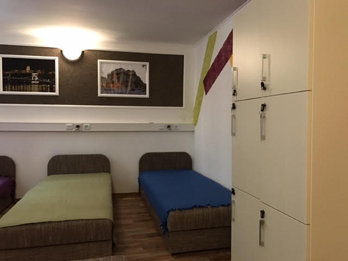 Hostel Opera
