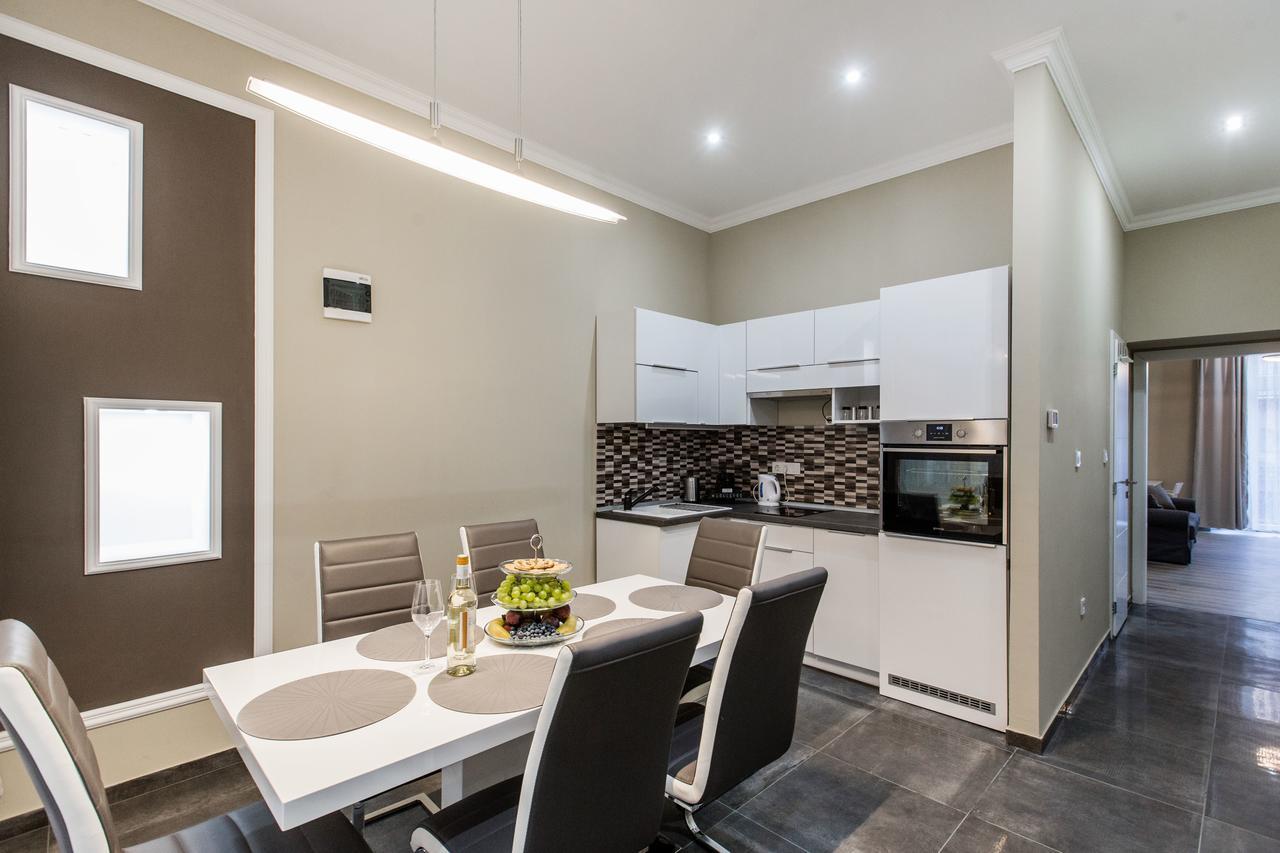 A Golden Star Modern Luxury And