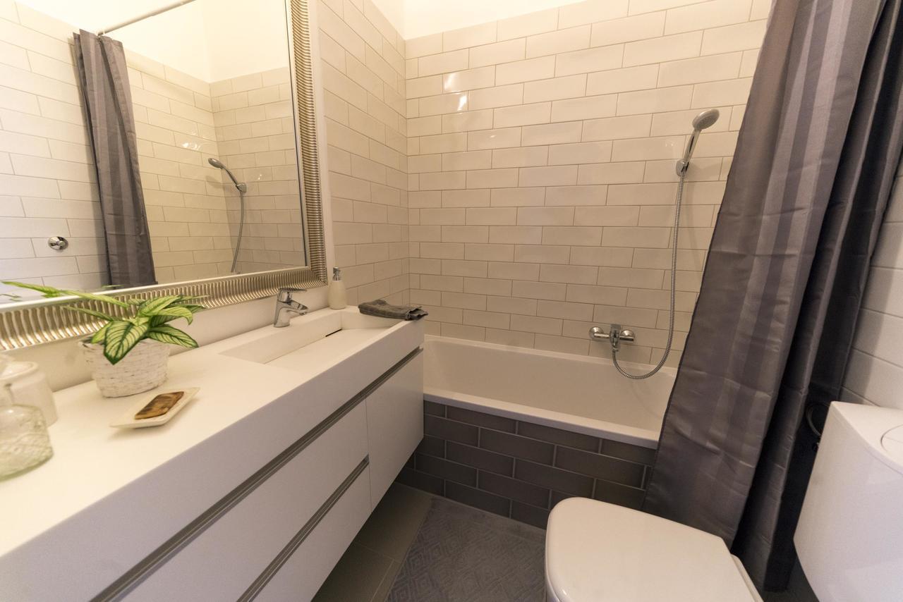 Apartamento Cozy Little With Baby Crib
