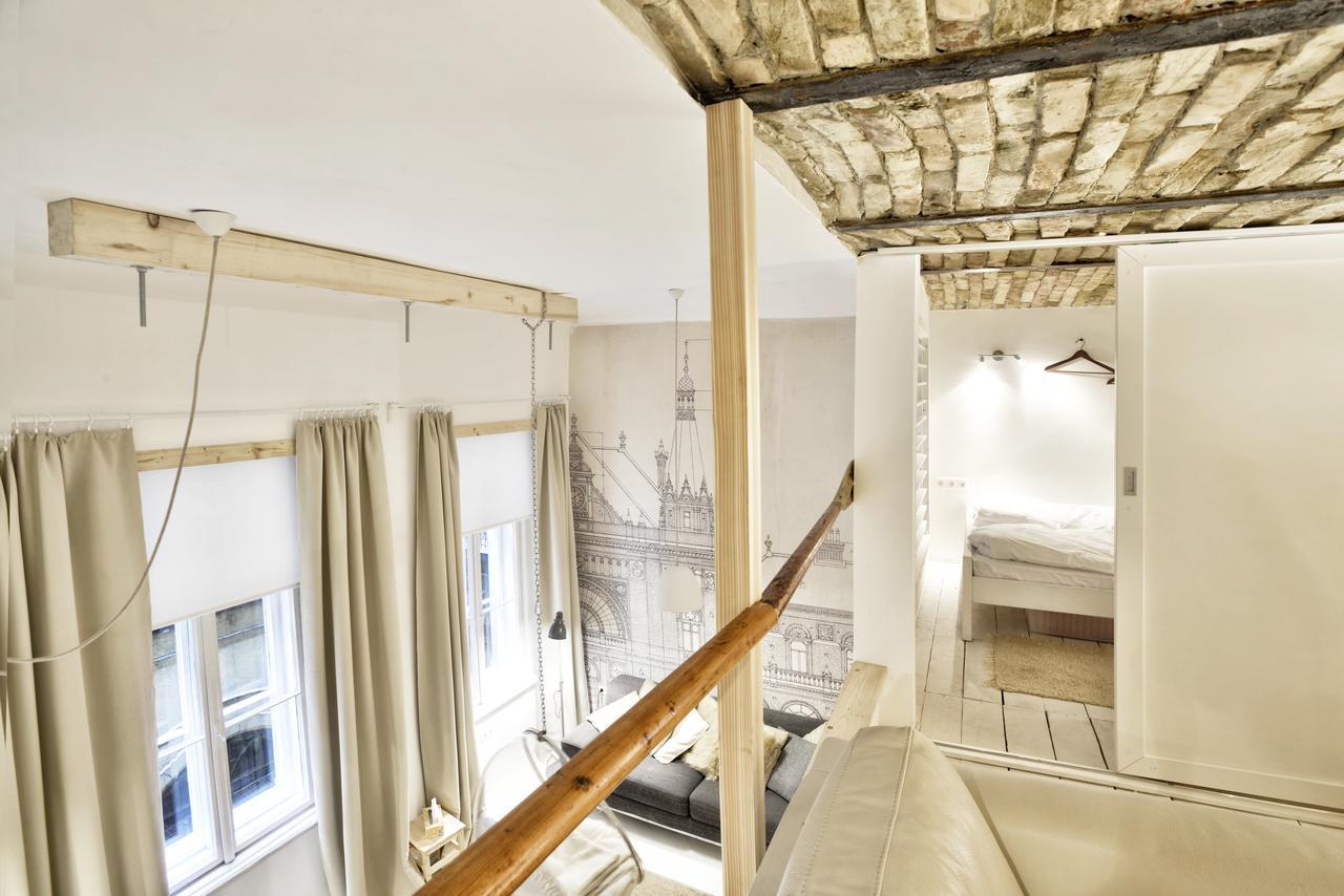 Designer - A10 * Budapest