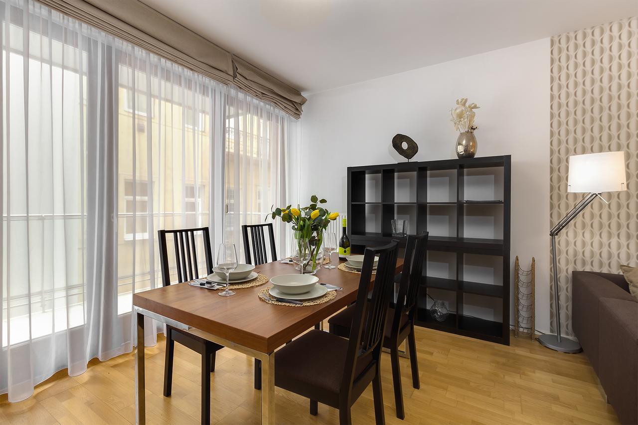 Apartmanhotel Quality Point 0-24 Reception Budapest