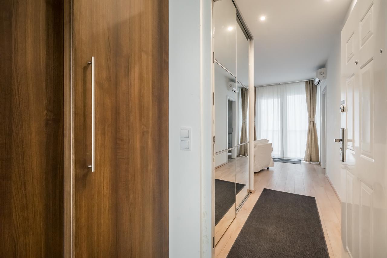 The Lion's Loft - 4br & 3ba - Terrace - Ac Budapest