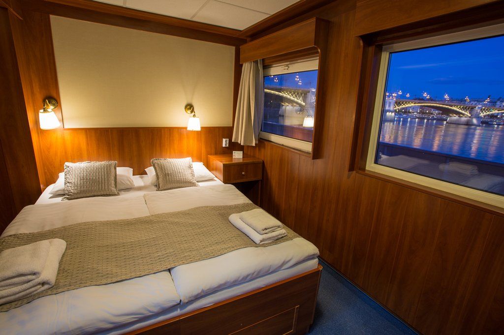 Bateau-hôtel Grand Jules - Boat