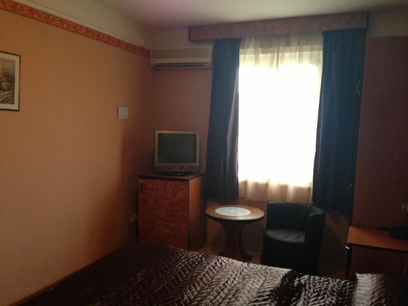 Hotel Kristal 3*