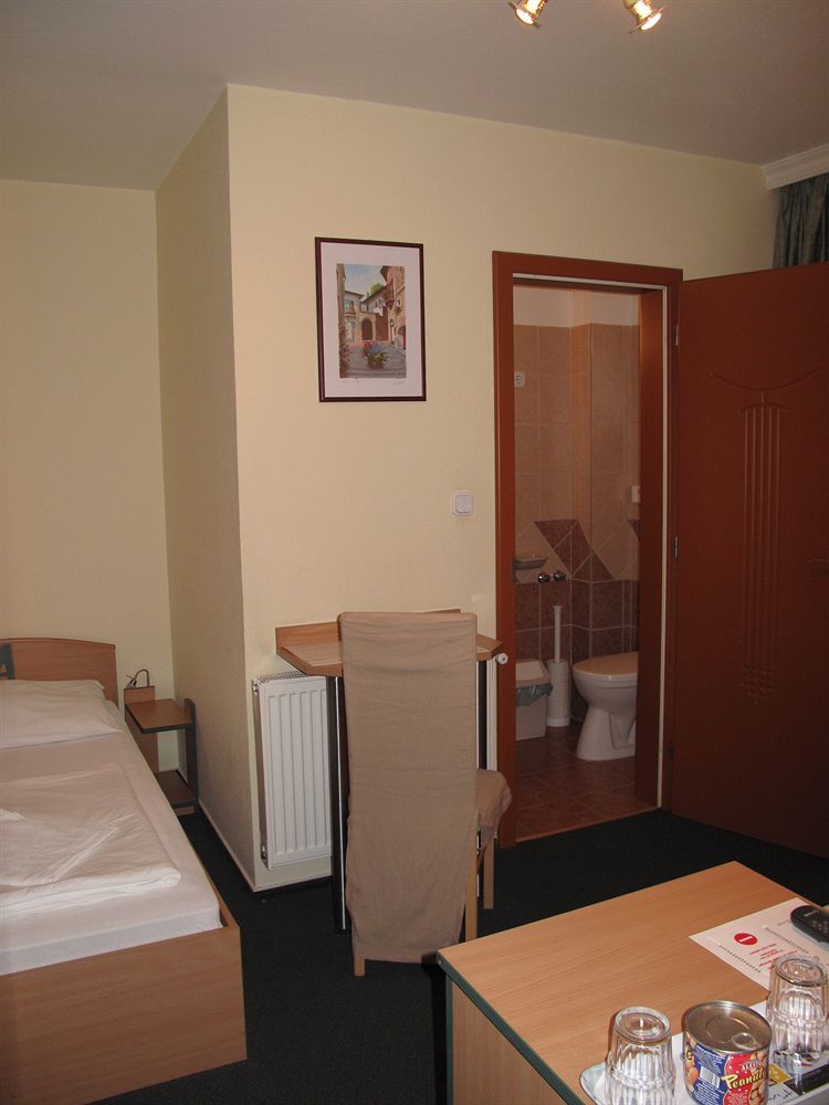 Alfréd Panzió 3* Budapest