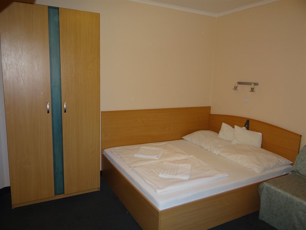 Alfréd Panzió 3* Budapest