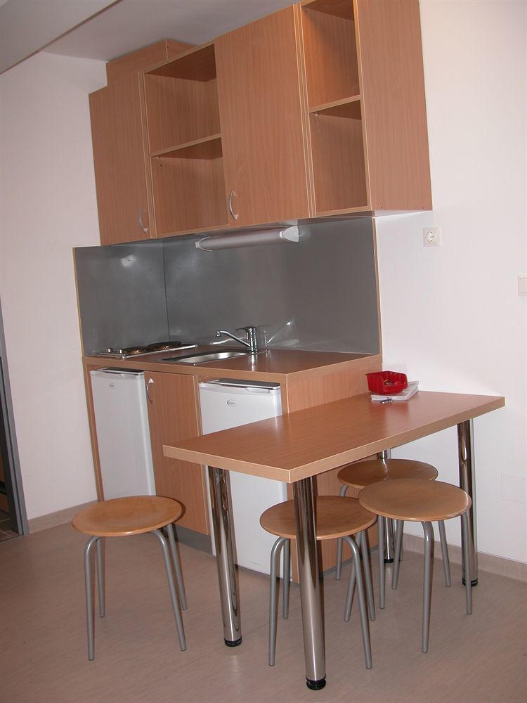 Hostal Corvin *