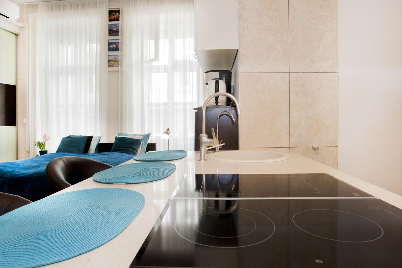 Viktoria Apartment *