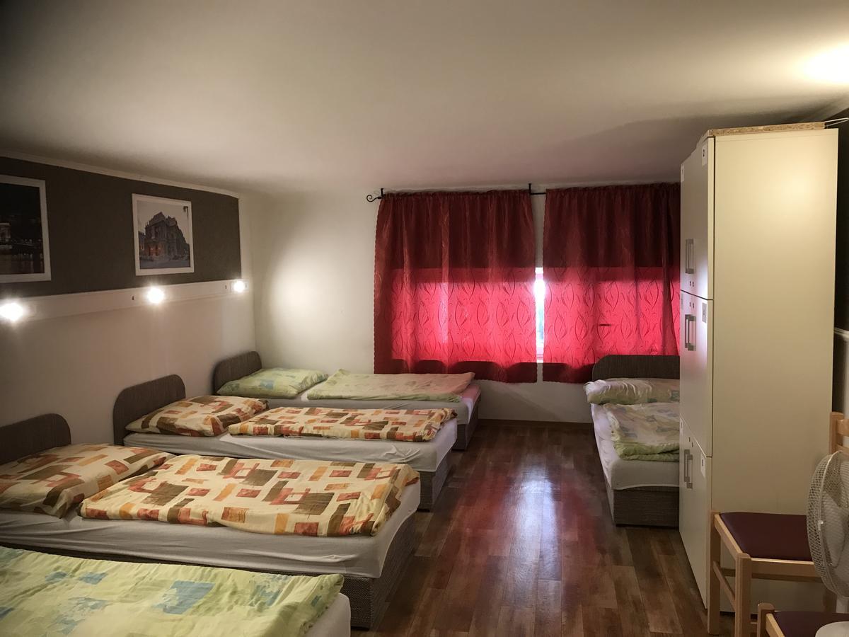 Hostel Opera Budapest