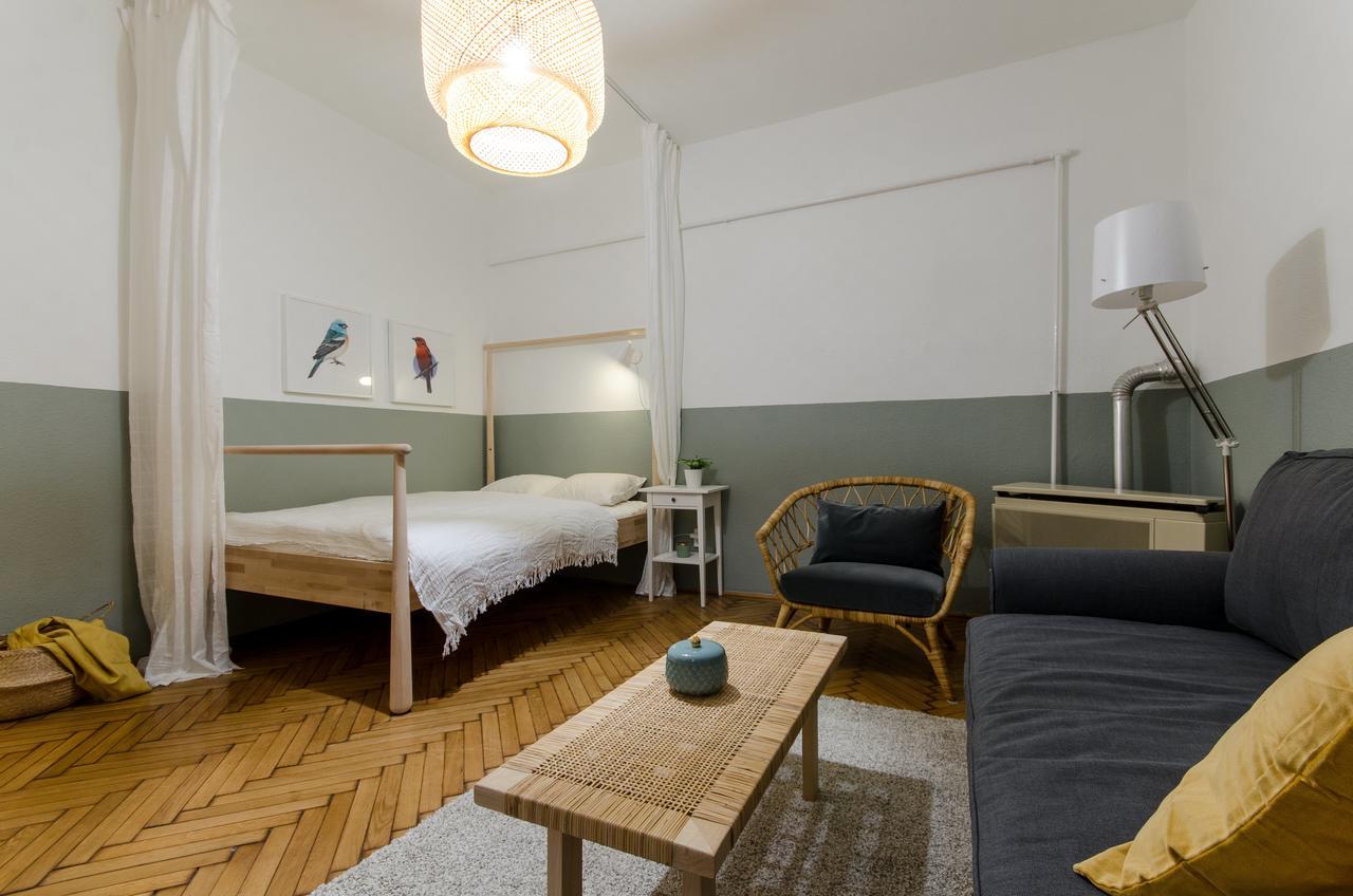 Dill Budapest