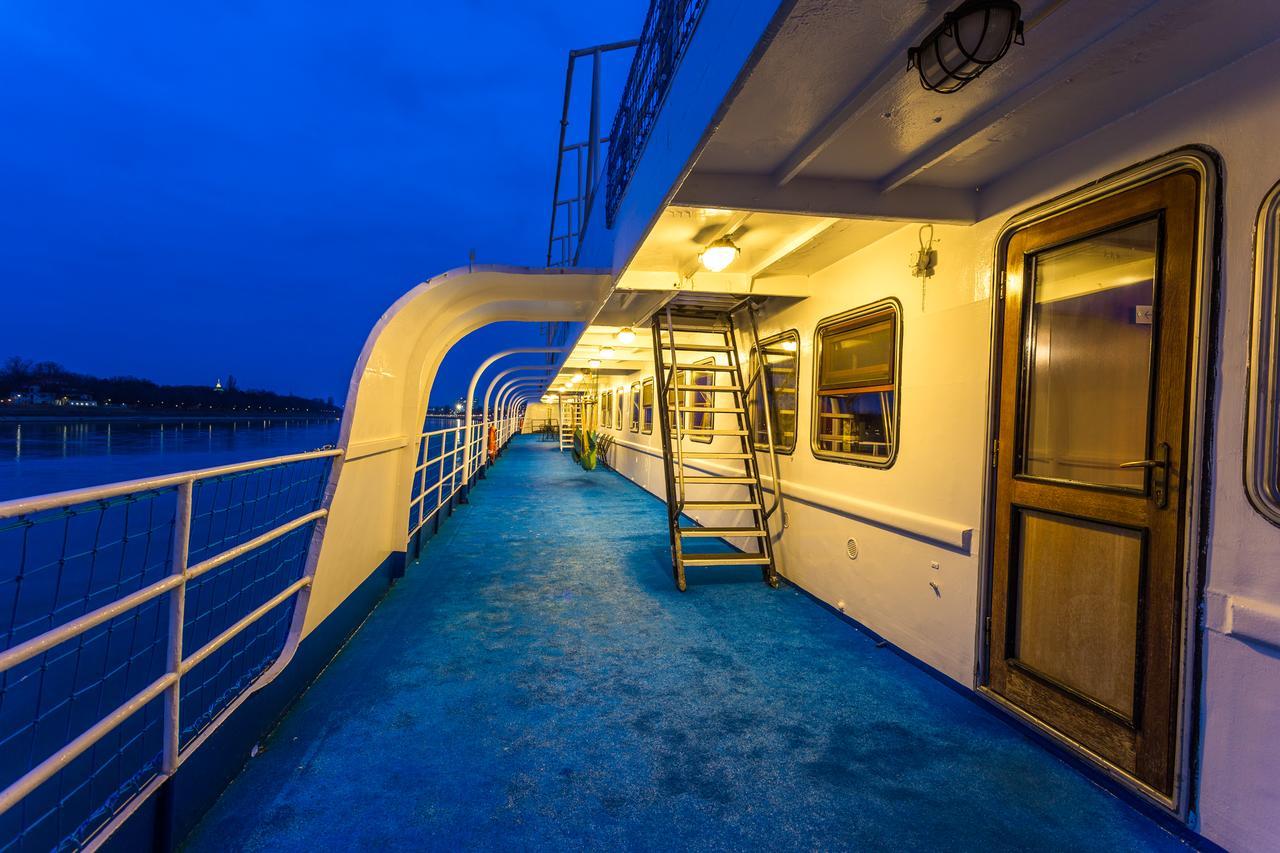 Fortuna Boat