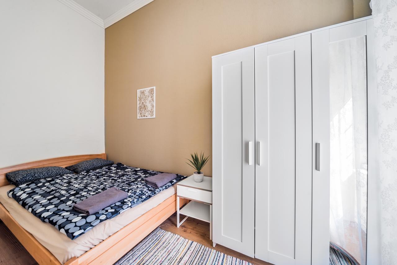Nyar 3 Bedroom Centre Entire