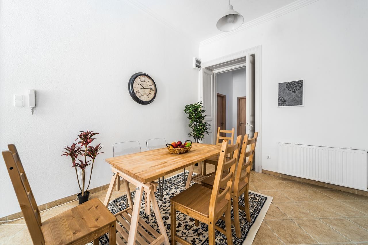 Nyar 3 Bedroom Centre Entire * Budapešť