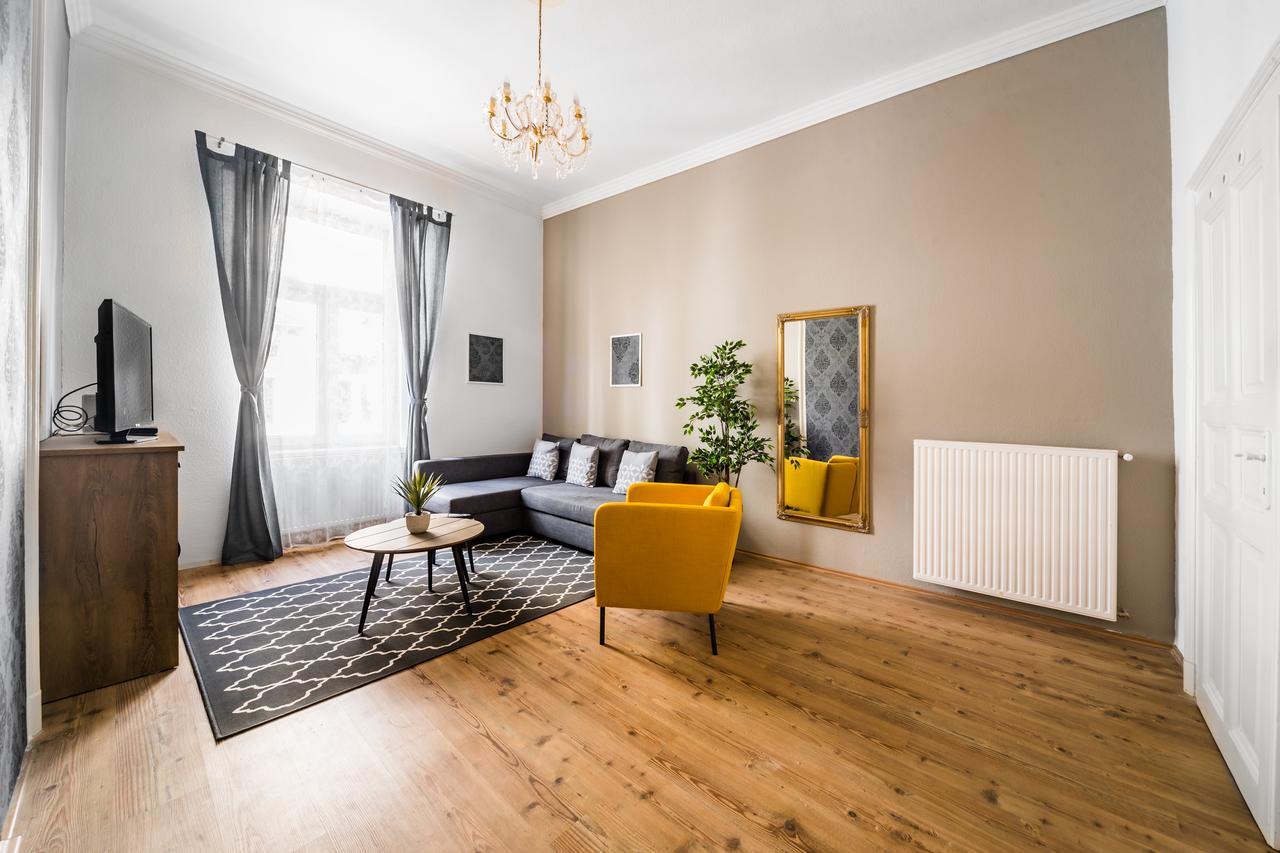 Nyar 3 Bedroom Centre Entire * Budapešť